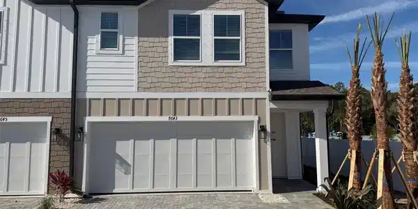 7643 DEER VALLEY CIRCLE