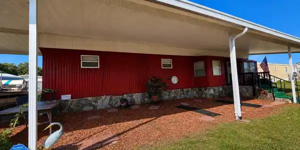 3074 LARKIN ROAD