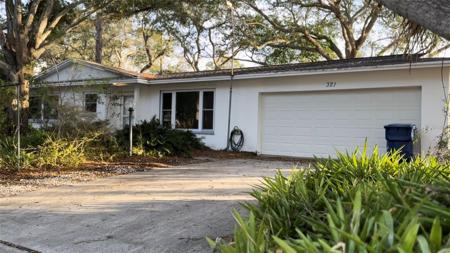 321 LAGOON DRIVE
