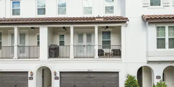 1807 W AZEELE STREET