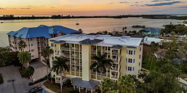 232 HIDDEN BAY DRIVE