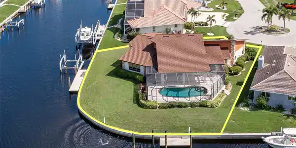 257 DI VINCI DRIVE