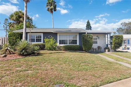 32 SEASIDE DRIVE