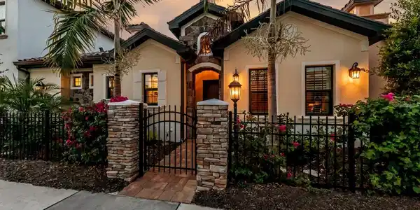 151 E VENICE AVENUE
