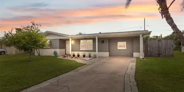 3422 WILTSHIRE DRIVE