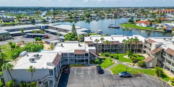 1028 APOLLO BEACH BOULEVARD