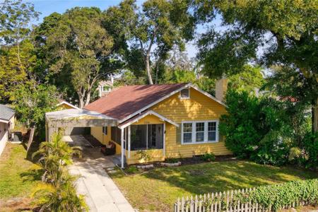 2216 8TH AVENUE W
