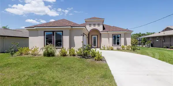 9 COOLIDGE COURT