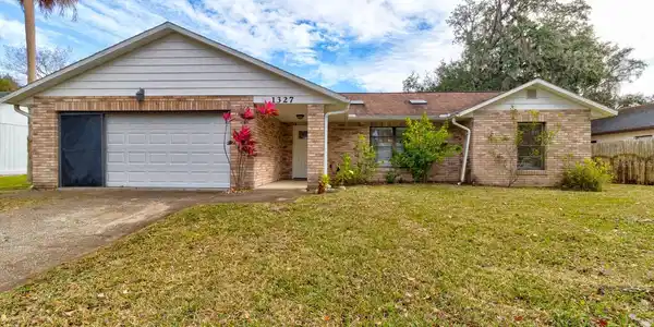 1327 SABAL PALM DRIVE