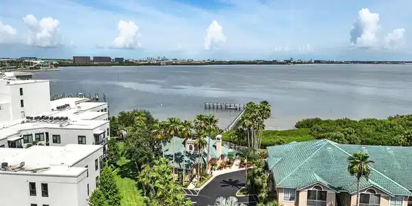 1103 BAY CLUB CIRCLE