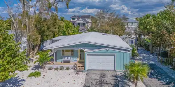 216 GLADIOLUS STREET