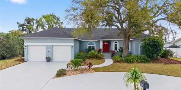 846 BIRDIE WAY