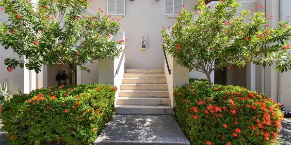 2401 GULL COURT