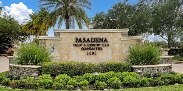 5950 PELICAN BAY PLAZA S