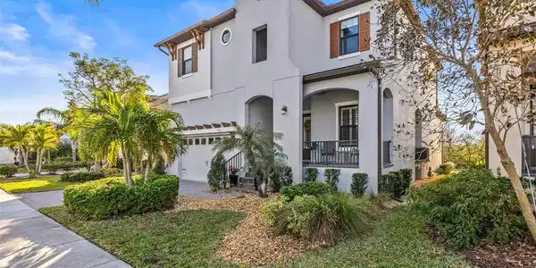 1021 SEAGRAPE DRIVE