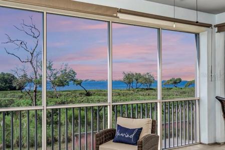 392 ARUBA CIRCLE