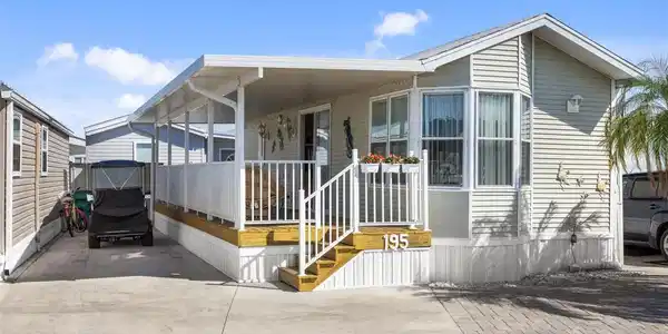 1475 FLAMINGO DRIVE
