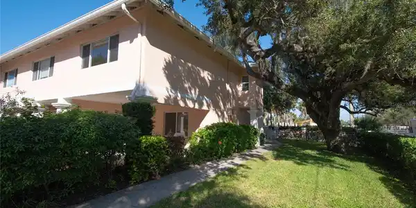 648 COHEN WAY