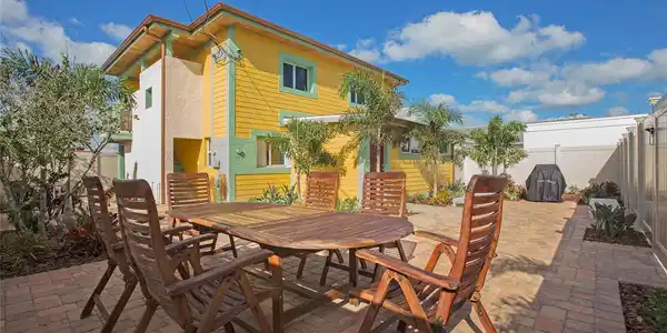 472 CAUSEWAY