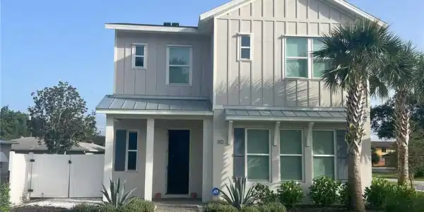 110 NARANGA DRIVE