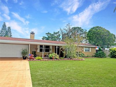 518 SAINT ANDREWS DRIVE