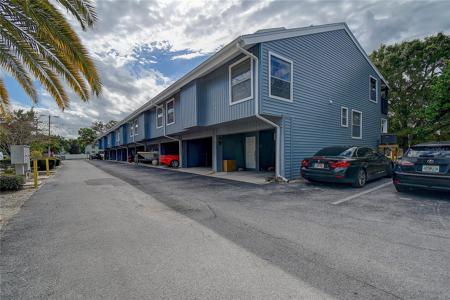 200 MERES BOULEVARD