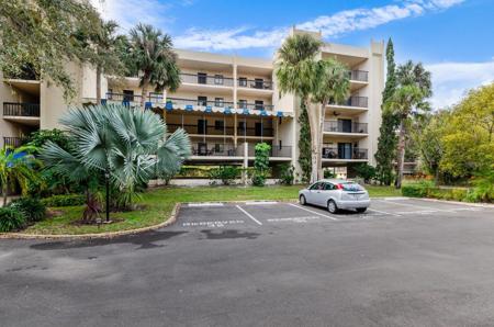 307 TARPON POINT