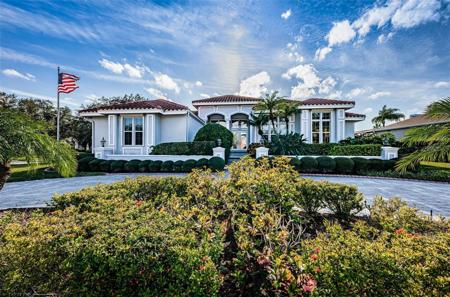 5902 PELICAN BAY PLAZA S