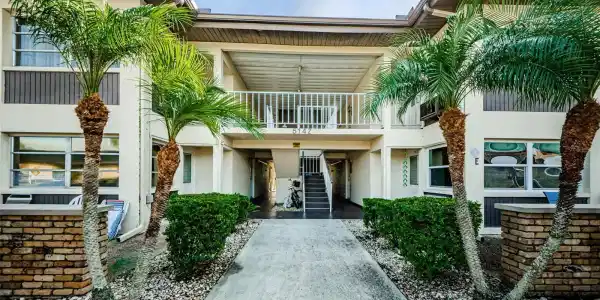 5142 TOPAZ LANE