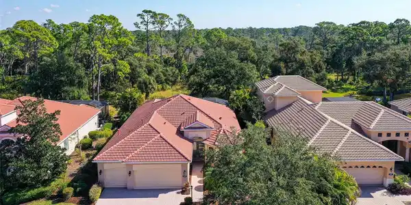 640 CRANE PRAIRIE WAY