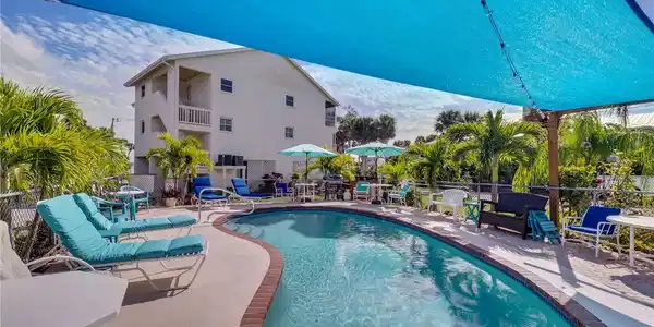5031 N BEACH ROAD