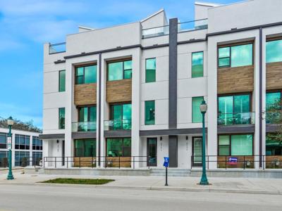 2171 MAIN ST