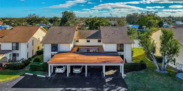 1775 LAKE PLACE