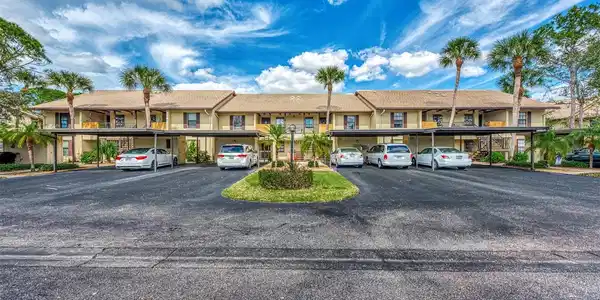 255 MISSION TRAIL S