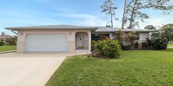 893 CLEMATIS ROAD