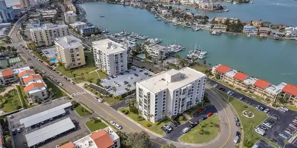 830 S GULFVIEW BOULEVARD