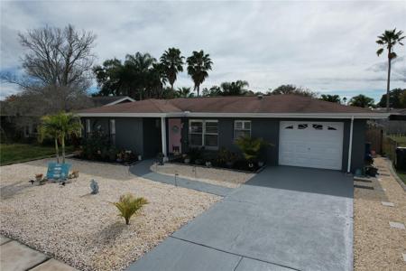 1703 HIBISCUS CIRCLE N