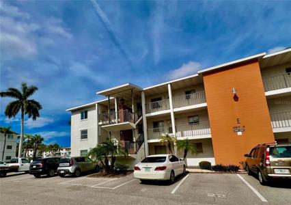 2215 SUNSET DRIVE