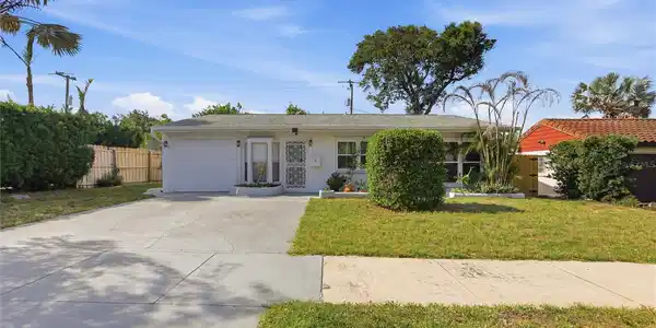 120 VALENCIA ROAD