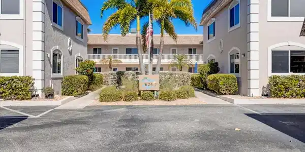624 FLAMINGO DRIVE