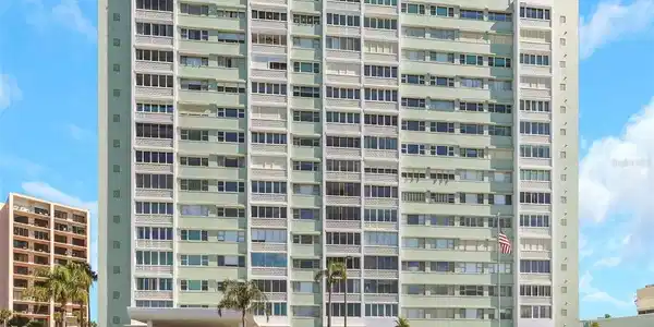 31 ISLAND WAY