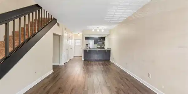 Image 4 Image 4