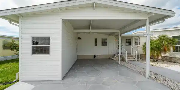 2821 KISKADEE DRIVE