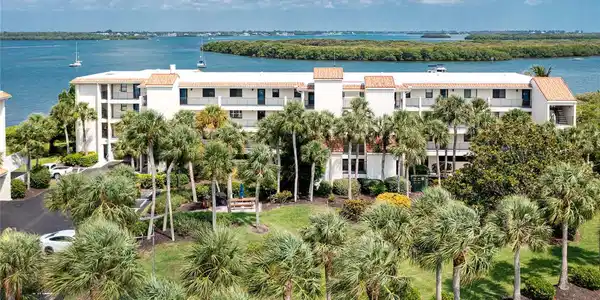1751 BEACH ROAD
