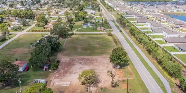 502 W SHELL POINT ROAD