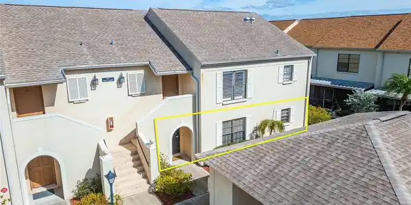 2401 GULL COURT