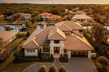 9058 SE STAR ISLAND WAY