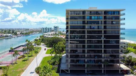 7600 BAYSHORE DRIVE