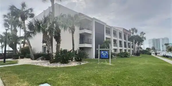 845 S GULFVIEW BOULEVARD