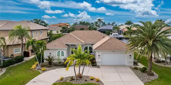 3829 SAINT KITTS COURT